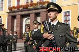 ТВІЙ ШАНС ОТРИМАТИ ВИЩУ ОСВІТУ, ПРОФЕСІЮ І СТАТИ ЧАСТИНОЮ ЗБРОЙНИХ СИЛ УКРАЇНИ